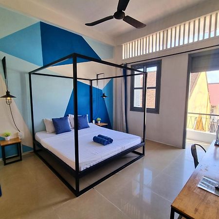 The Place Hostel Battambang Luaran gambar